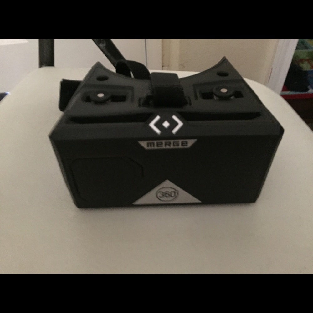 Vr - Picture 3 of 5
